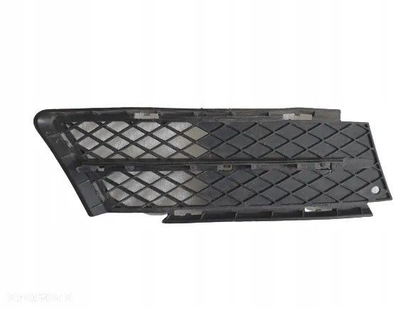 ZAŚLEPKA KRATKA ZDERZAKA PRAWA BMW 3 E91 E90 - 1