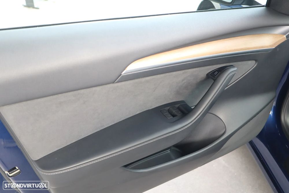 Tesla Model 3 Long Range AWD Dual Motor - 14