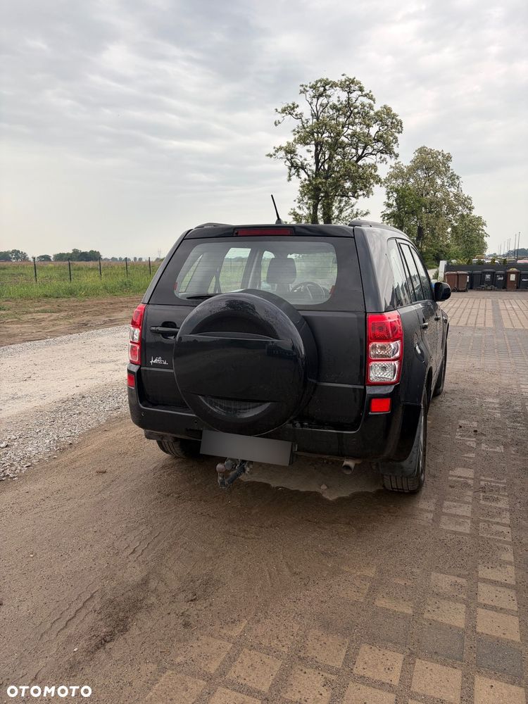 Suzuki Grand Vitara 2.0 Automatik Comfort - 3
