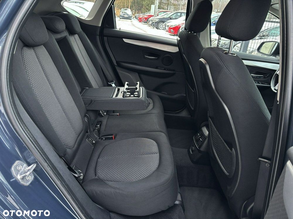BMW Seria 2 218i Advantage - 19