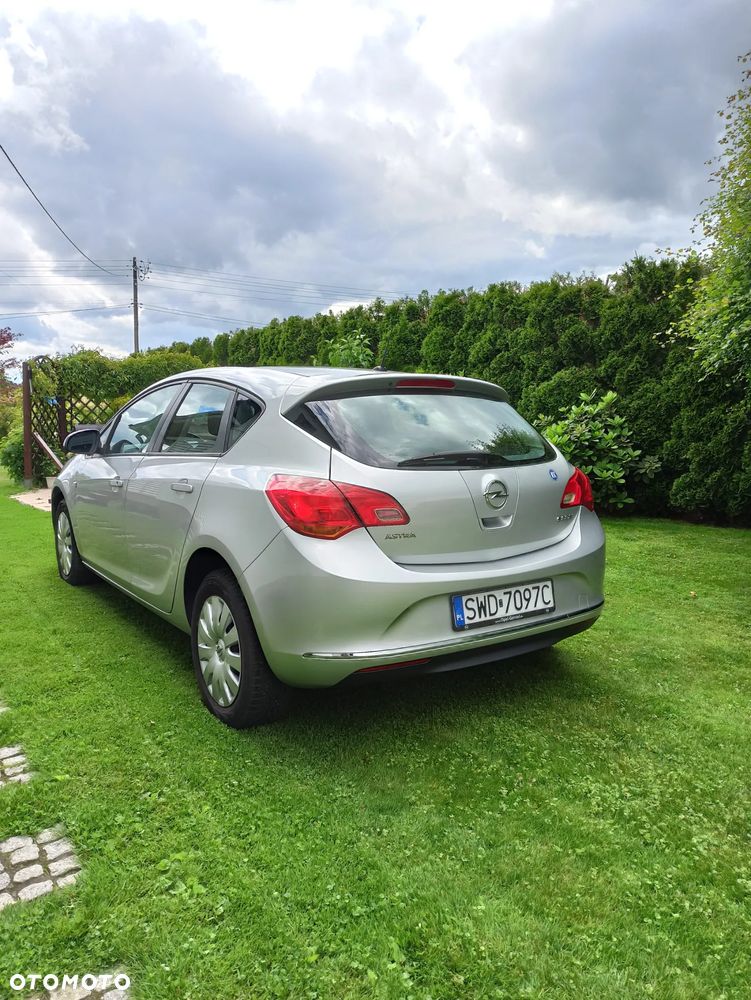 Opel Astra 1.4 ecoFLEX Cosmo - 13