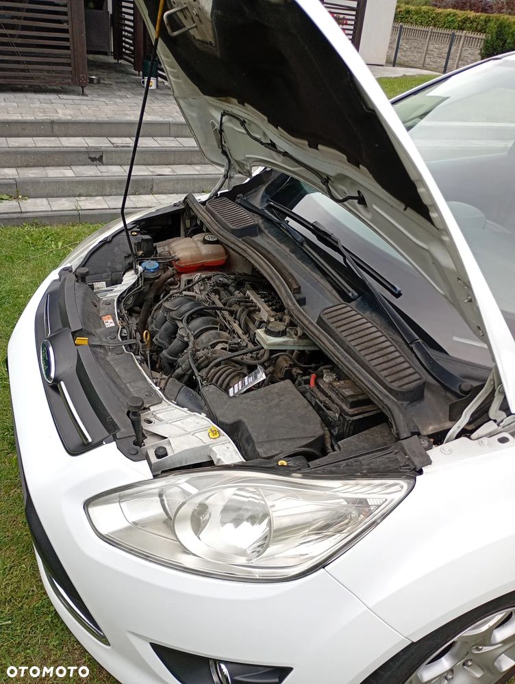 Ford C-MAX - 16