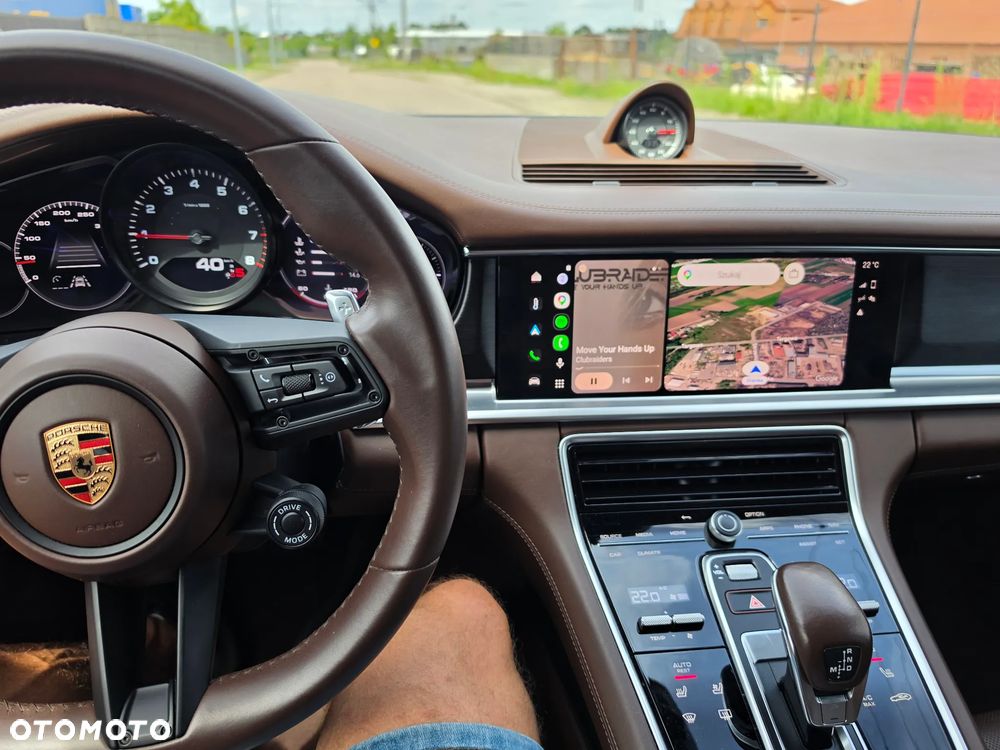 Porsche Panamera 4 Platinum Edition - 29