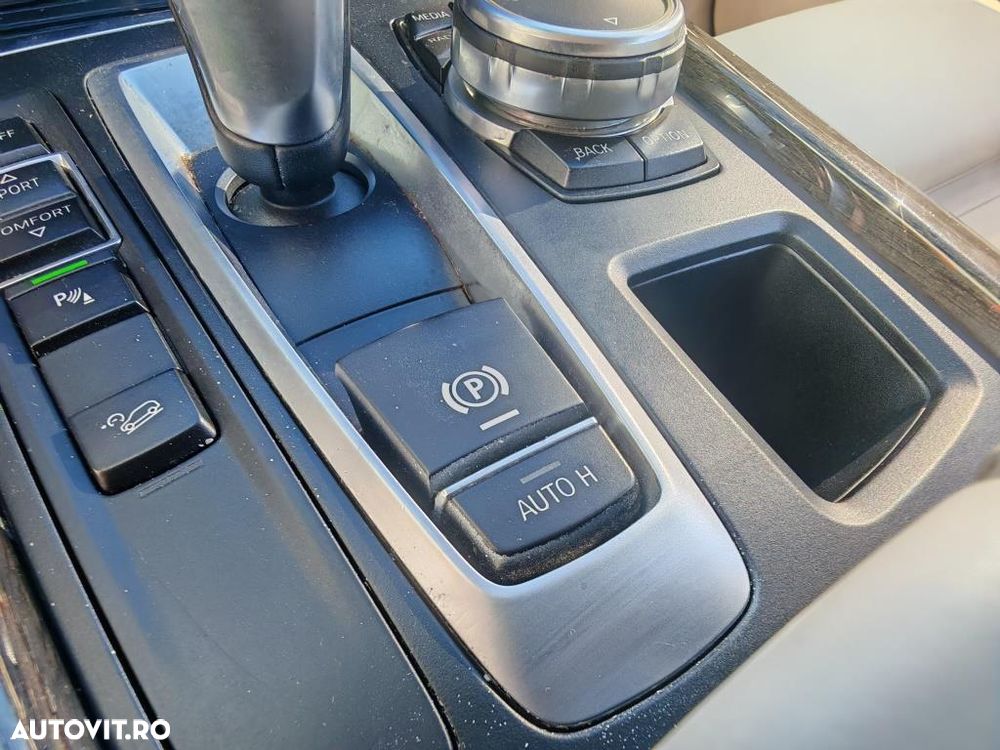 BMW X5 xDrive30d Sport-Aut. - 14