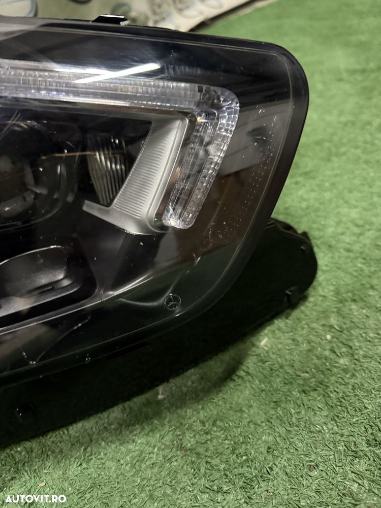 Far dreapta Mercedes E class W213 facelift multibeam - 5