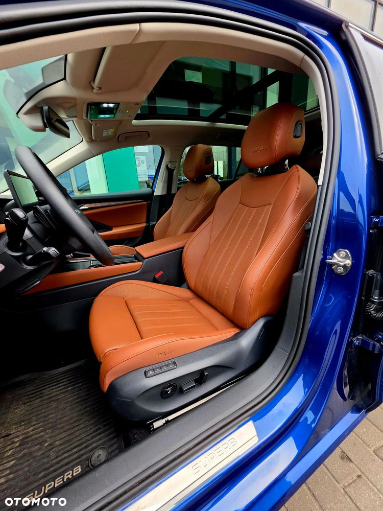 Skoda Superb 1.5 TSI Plug-in Hybrid L&K DSG - 19