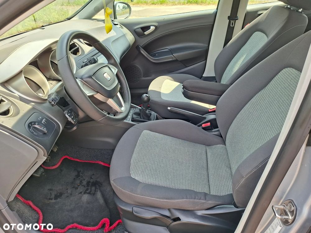 Seat Ibiza 1.6 16V Style - 9