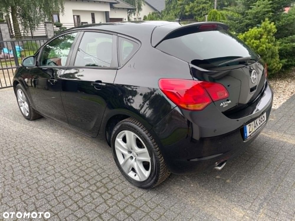 Opel Astra 1.4 Turbo - 8