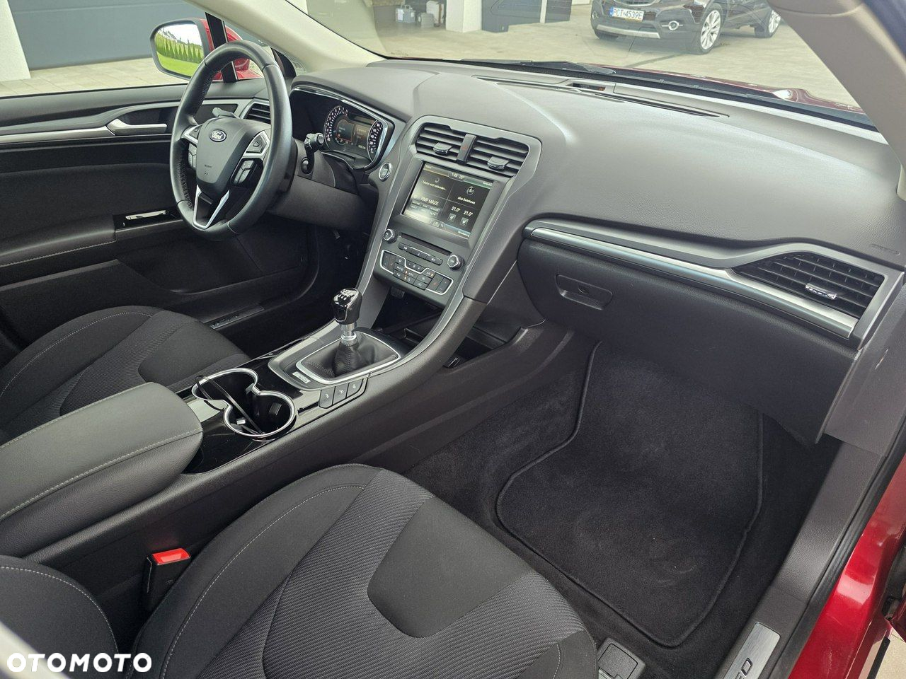 Ford Mondeo - 11