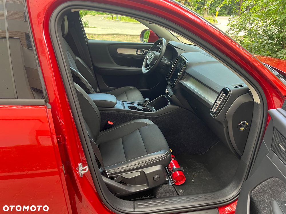 Volvo XC 40 D3 Momentum Pro - 10