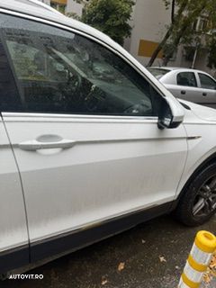Volkswagen Tiguan - 11
