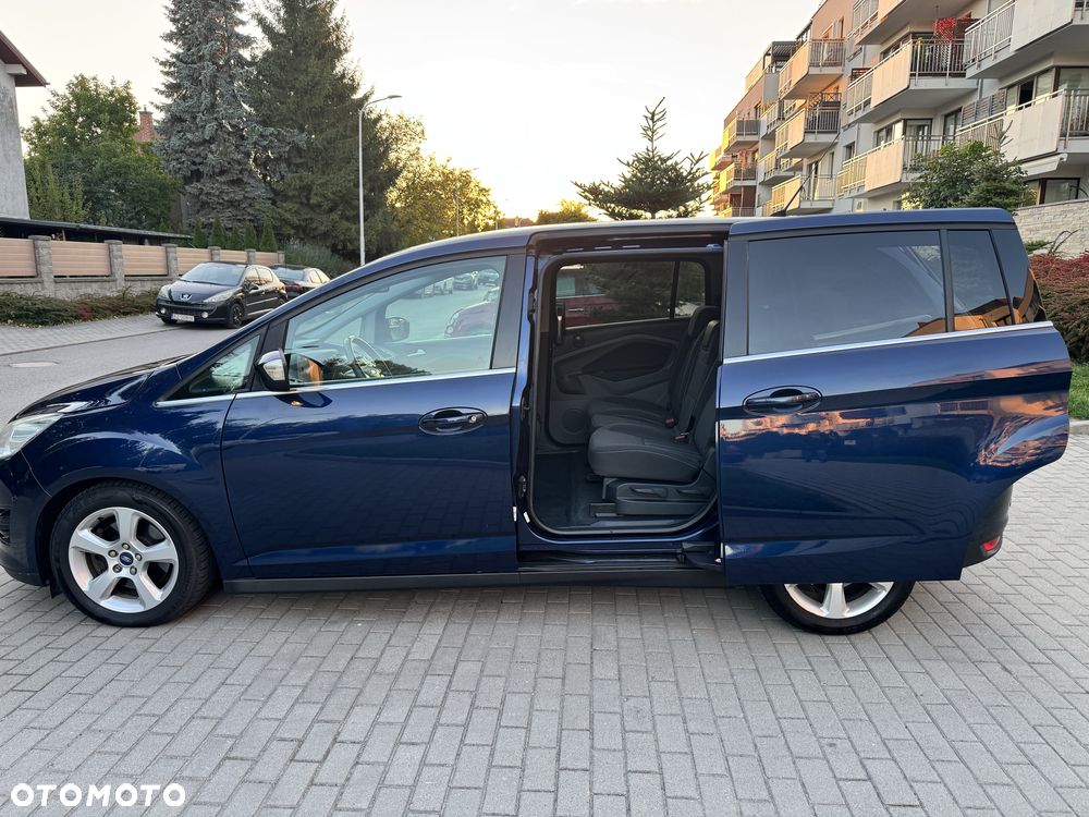 Ford C-MAX - 11