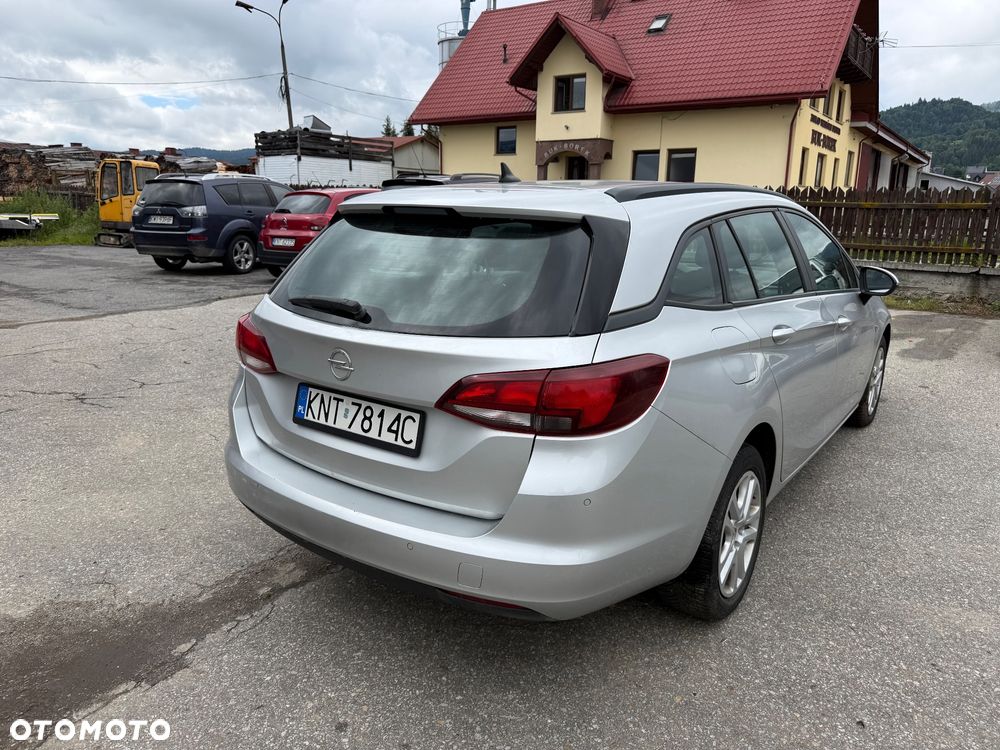 Opel Astra - 2