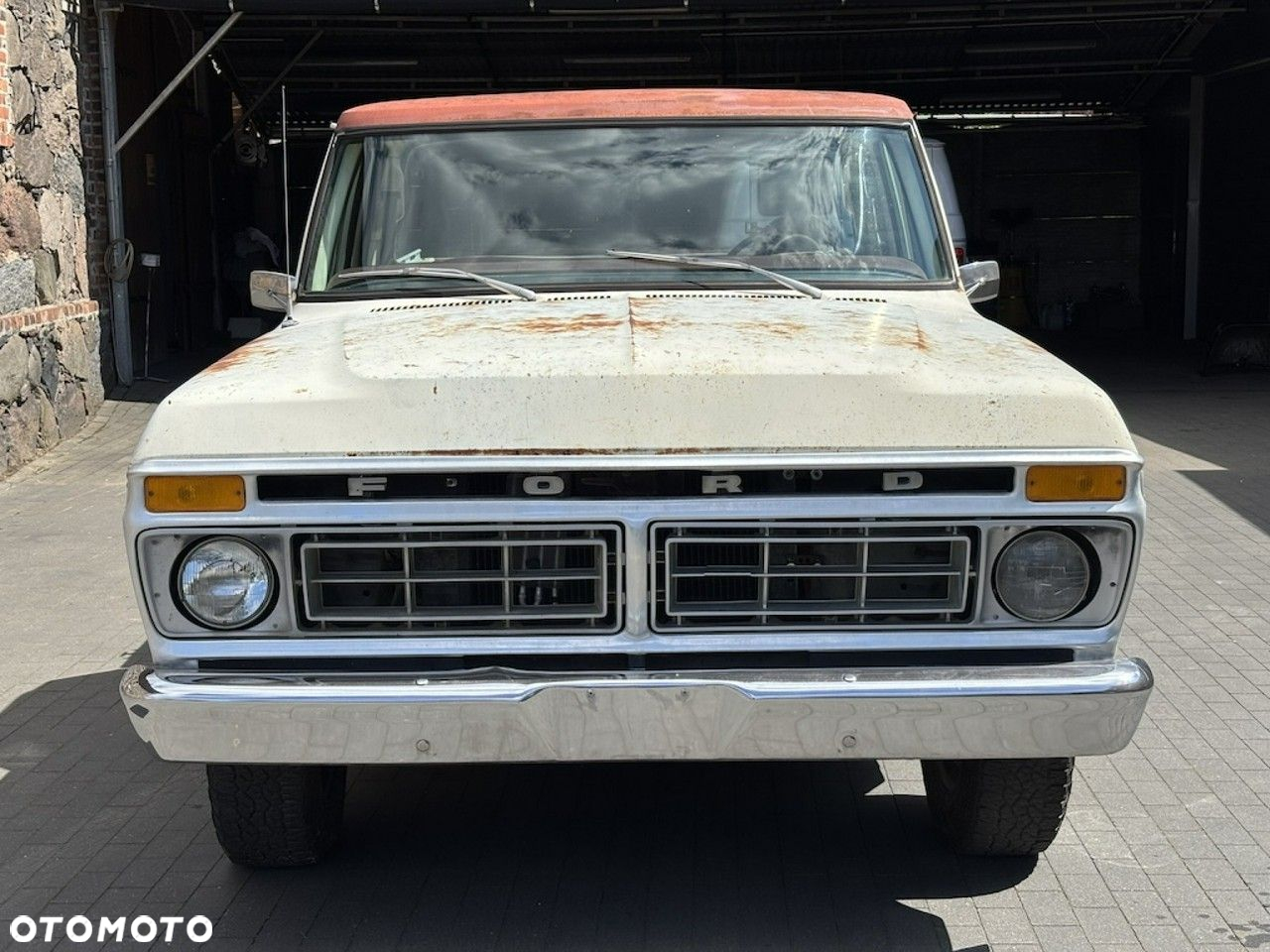 Ford Inny - 2