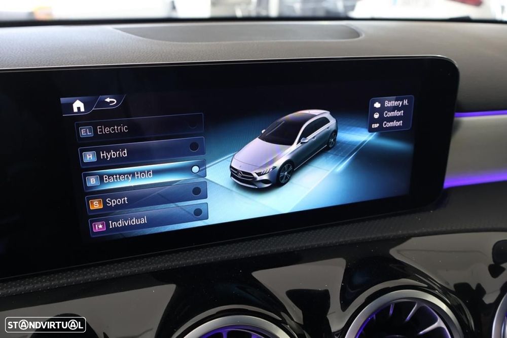 Mercedes-Benz A 250 e - 33