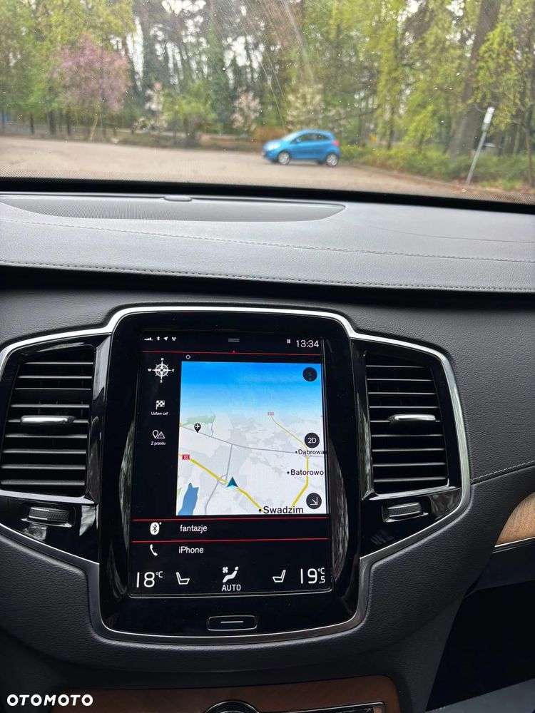 Volvo XC 90 - 3