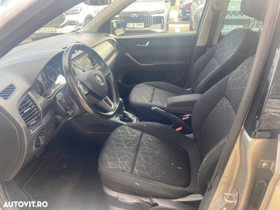 Skoda RAPID - 7