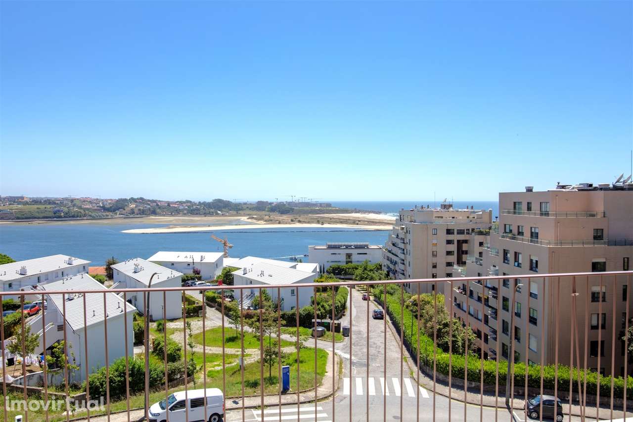 T2 na Foz com vista rio - Grande imagem: 2/27