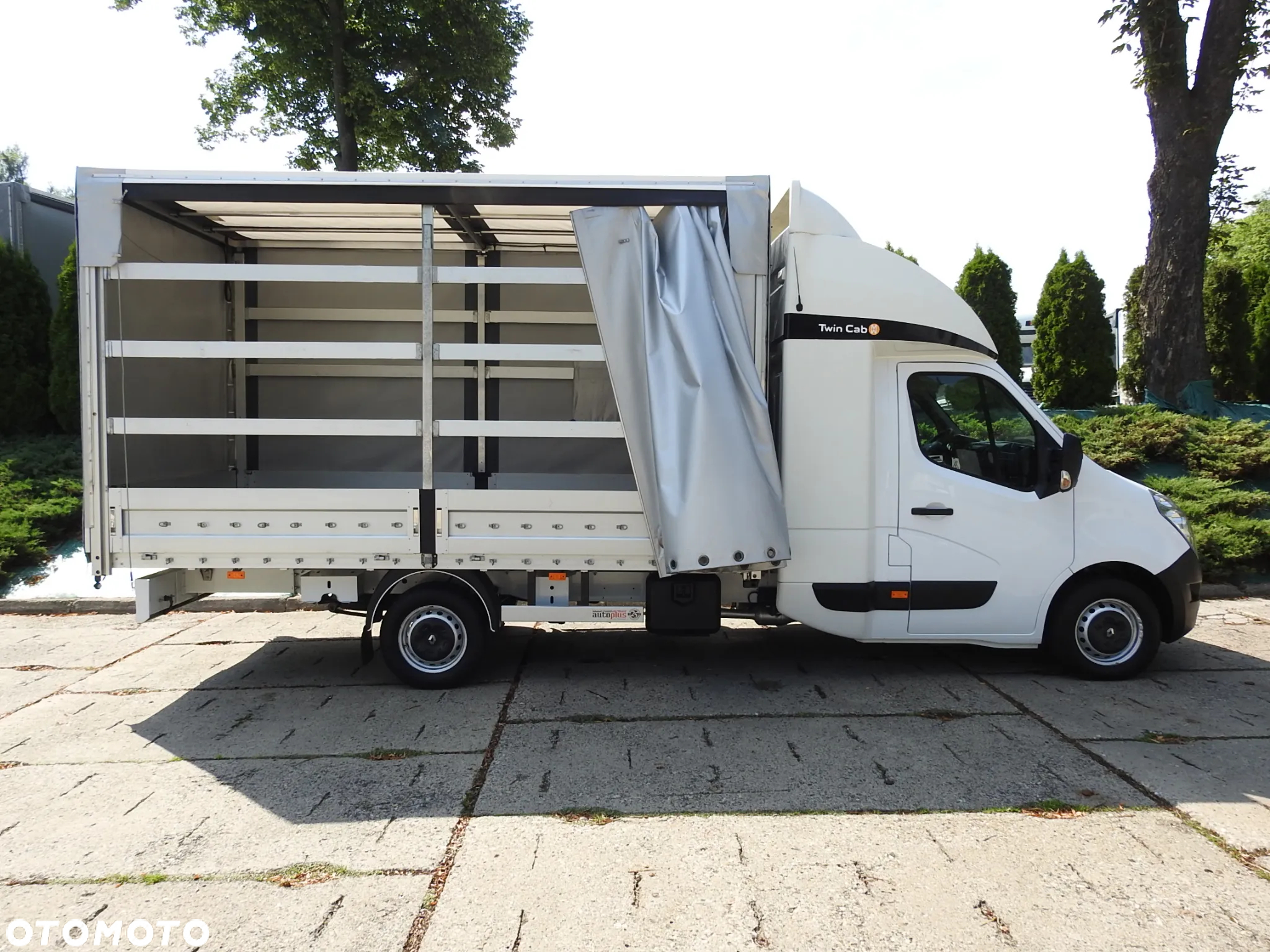 Renault MASTER PLANDEKA 8 PALET WEBASTO KLIMATYZACJA TEMPOMAT PNEUMATYKA 170KM [ 9858 ] - 9