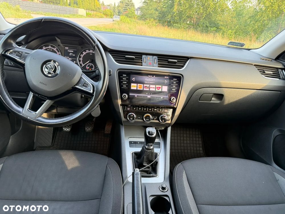 Skoda Octavia 1.4 TSI Ambition - 27