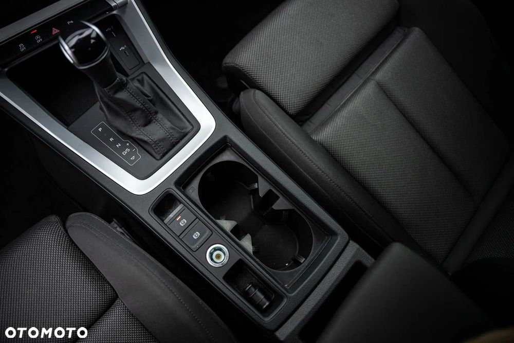 Audi Q3 35 TFSI mHEV S-Line S tronic - 18