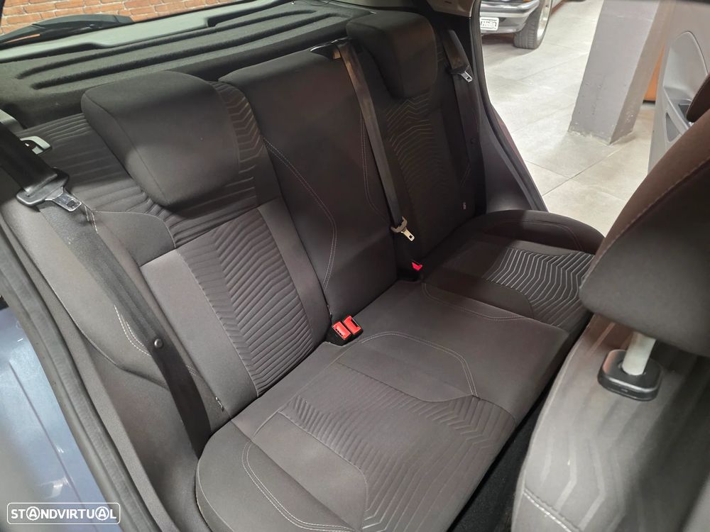 Ford Fiesta 1.6 TDCI Titanium - 8