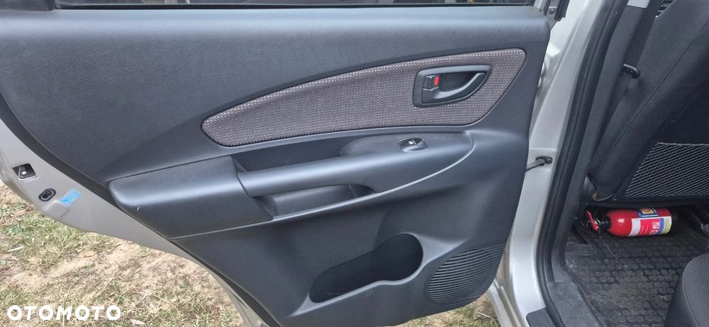 Hyundai Tucson 2.0 Comfort 2WD - 9