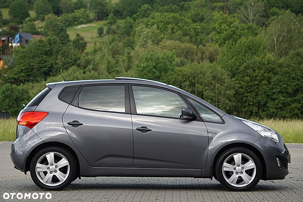 Kia Venga 1.6 CVVT Automatik Titanium Collection - 10