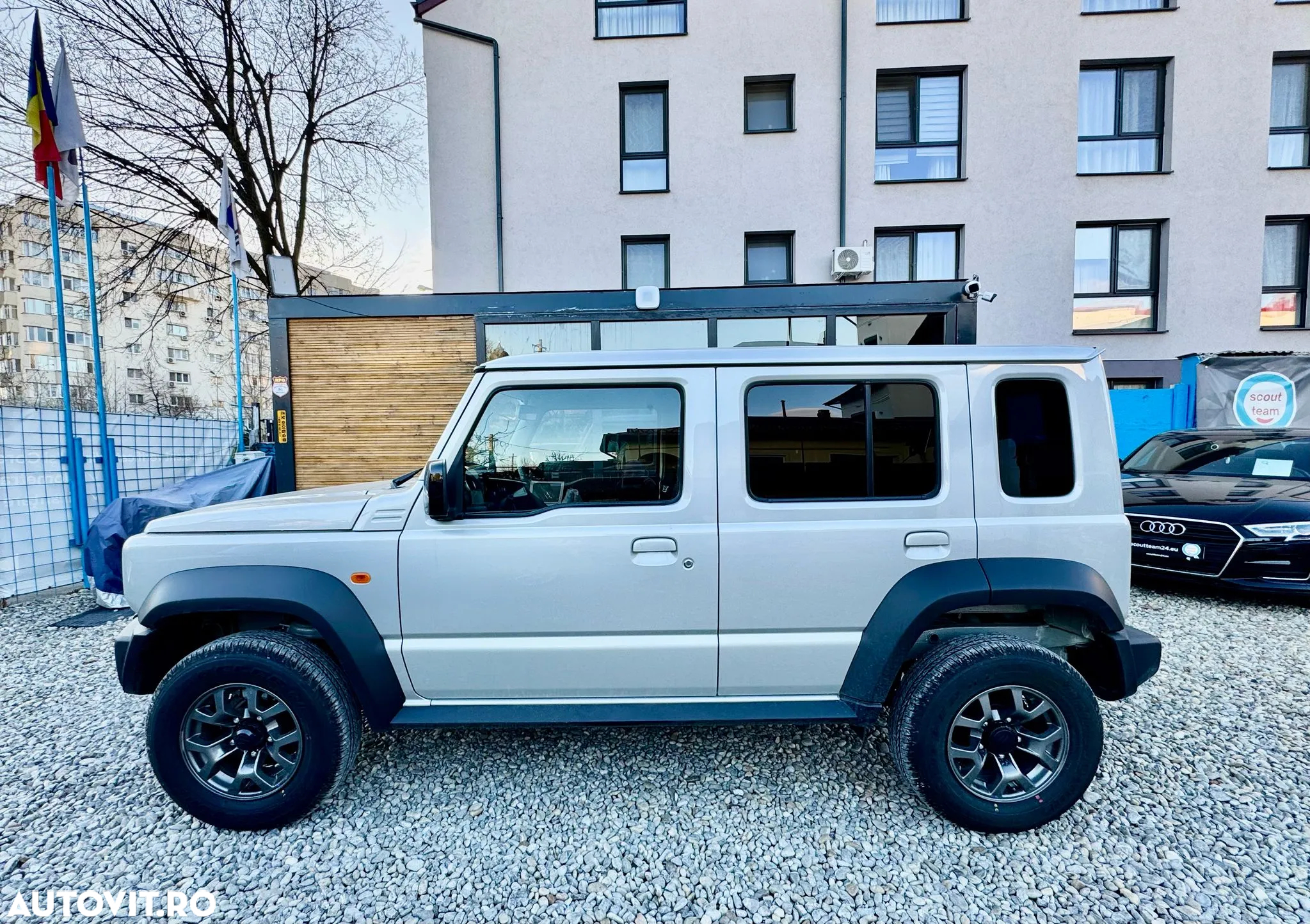 Suzuki Jimny 1.5 ALLGRIP GLX - 13