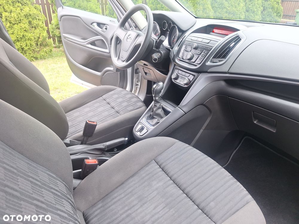 Opel Zafira Tourer 1.4 Turbo Active - 10