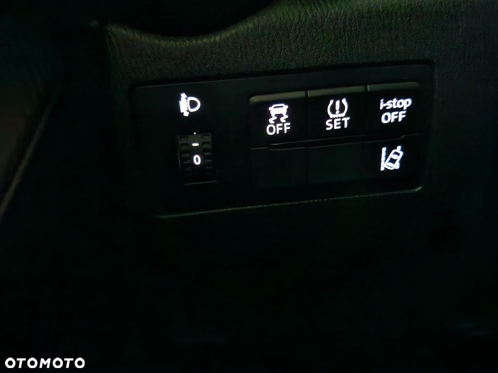 Mazda 2 SKYACTIV-G 90 Nakama - 19