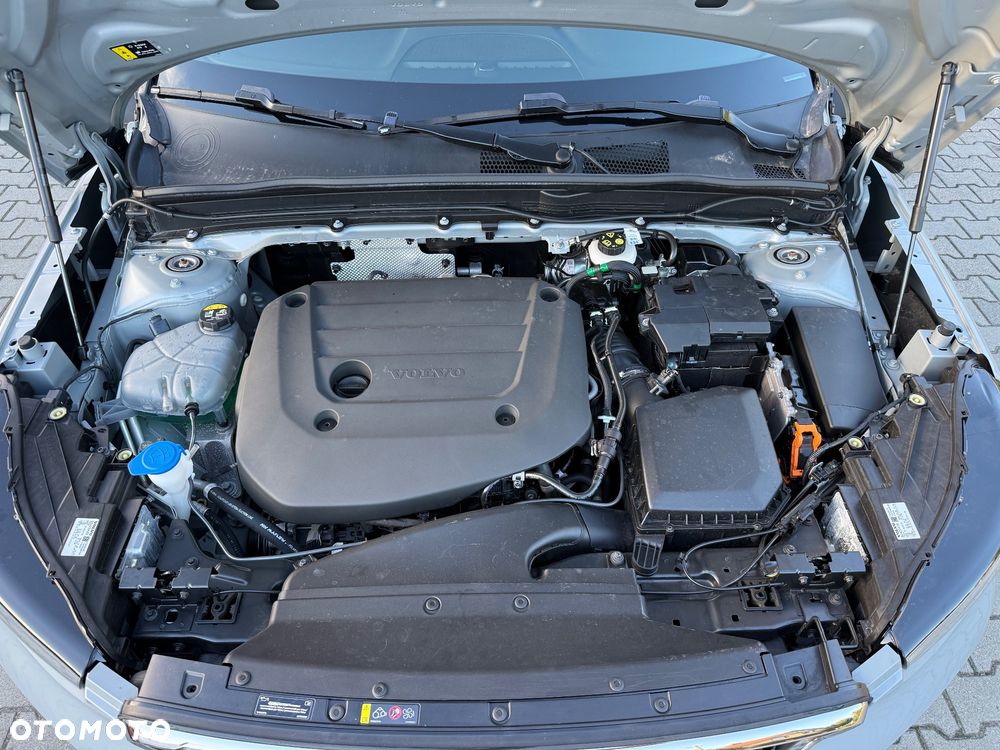 Volvo XC 40 B3 Core - 36