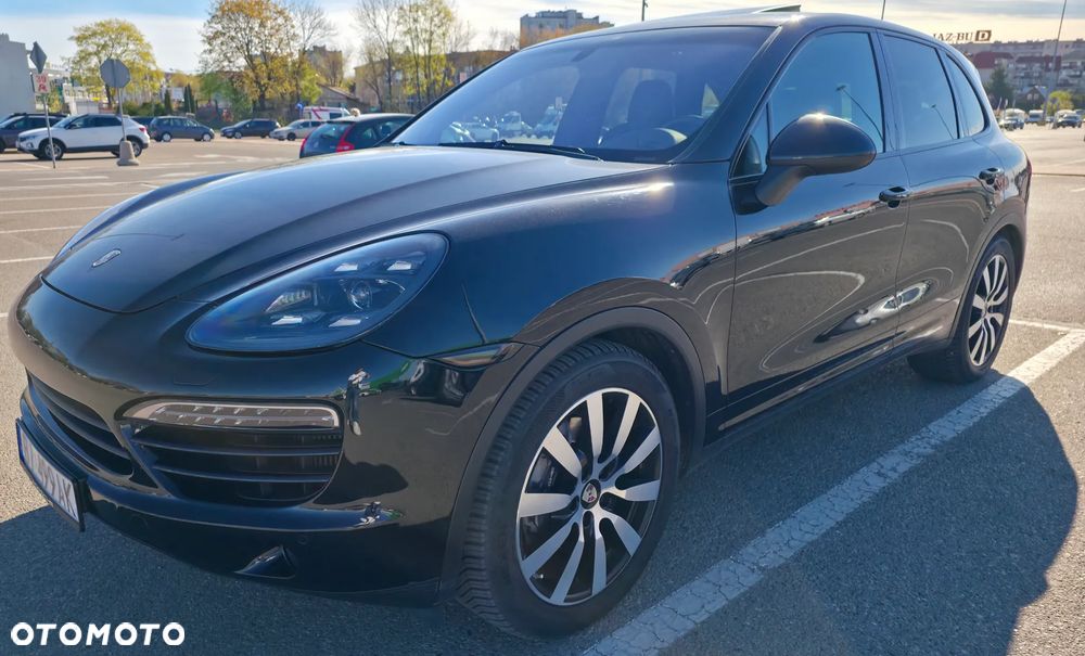Porsche Cayenne - 1