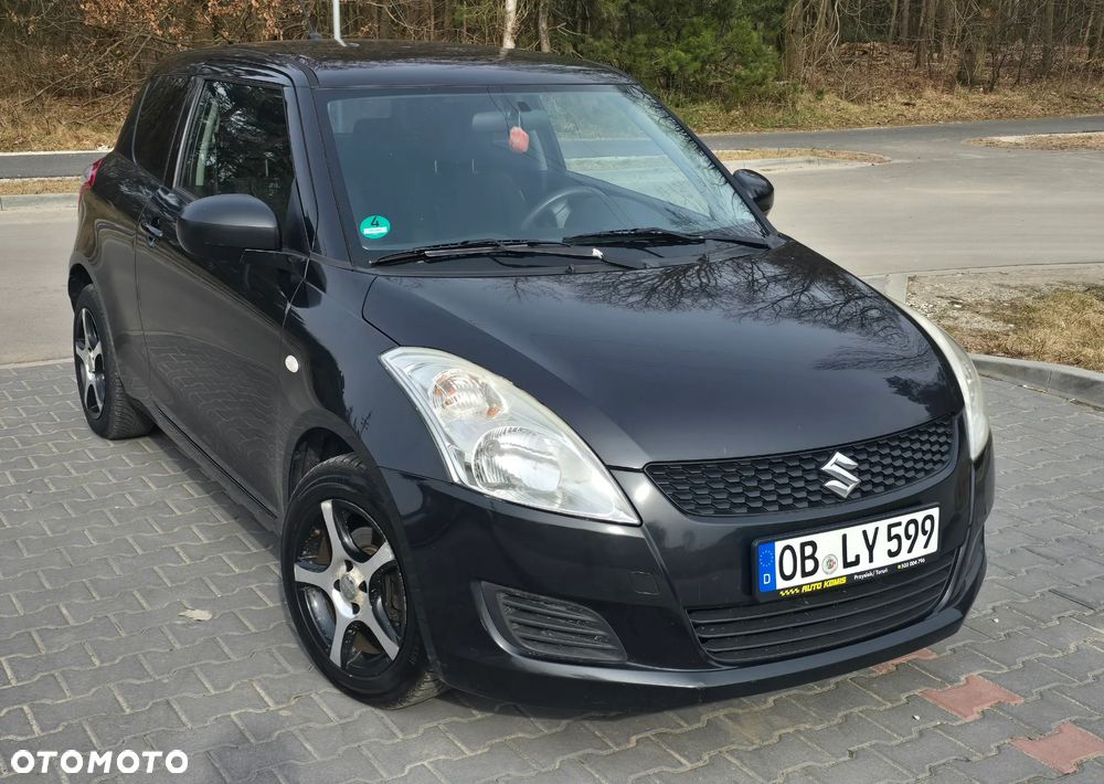 Suzuki Swift 1.2 BlackWhite - 1