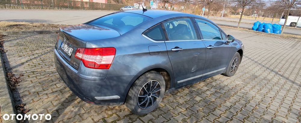 Citroën C5 HDi 135 Exclusive - 8