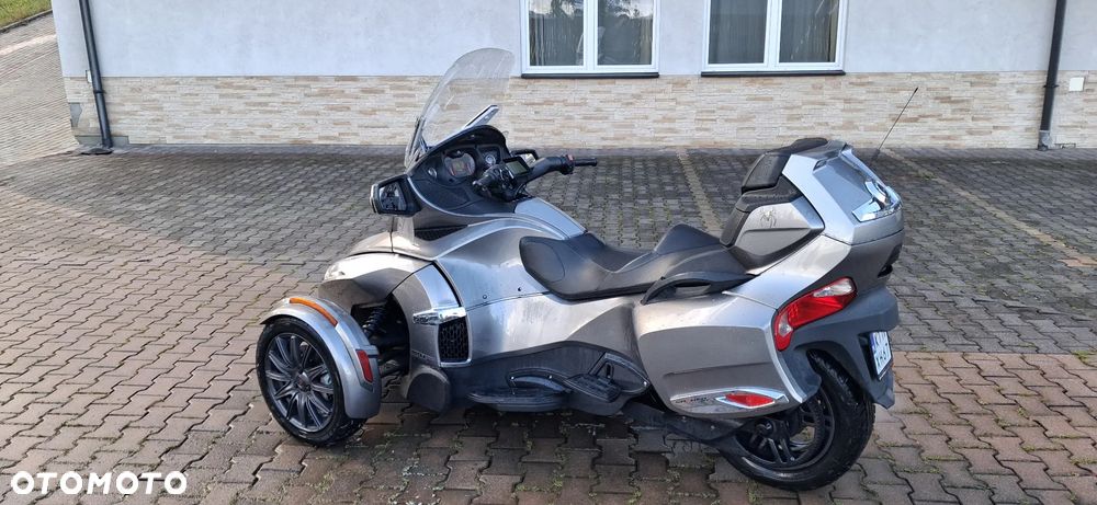 Can-Am Spyder - 3