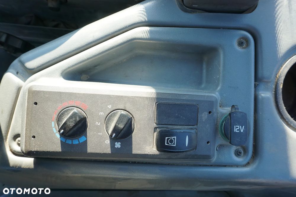 Volvo L 30G 5100h Krokodyl Widly - 14