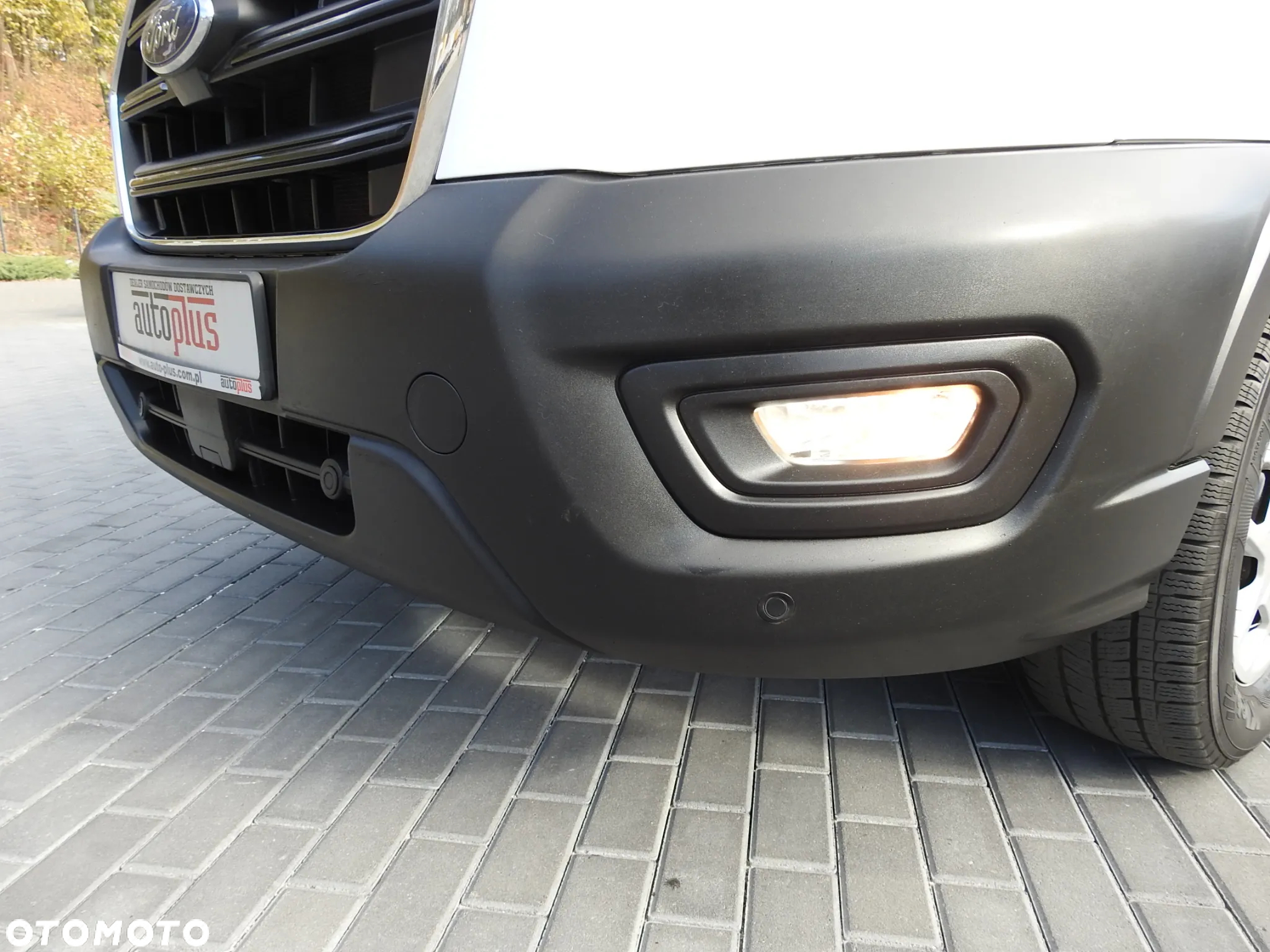 Ford TRANSIT FURGON BRYGADÓWKA 6 MIEJSCA TEMPOMAT KLIMATYZACJA LEDY 130KM [ J78198 ] - 21