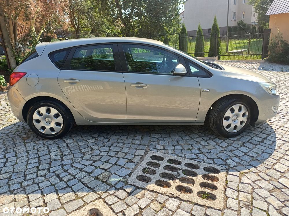 Opel Astra IV 1.6 Edition - 13