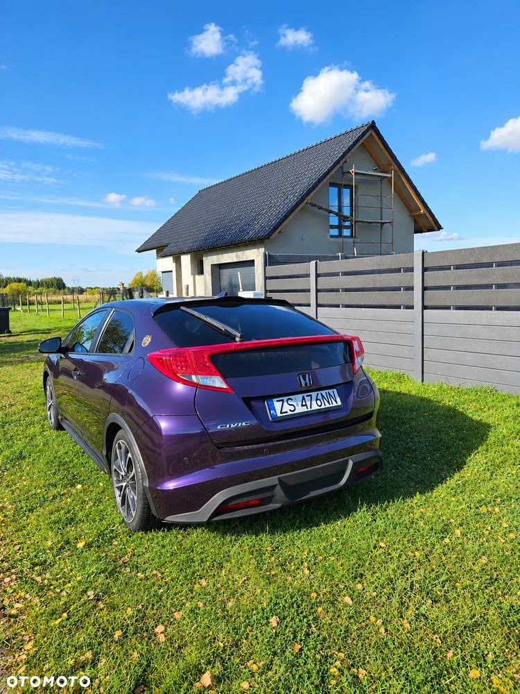 Honda Civic 2012 photo 2