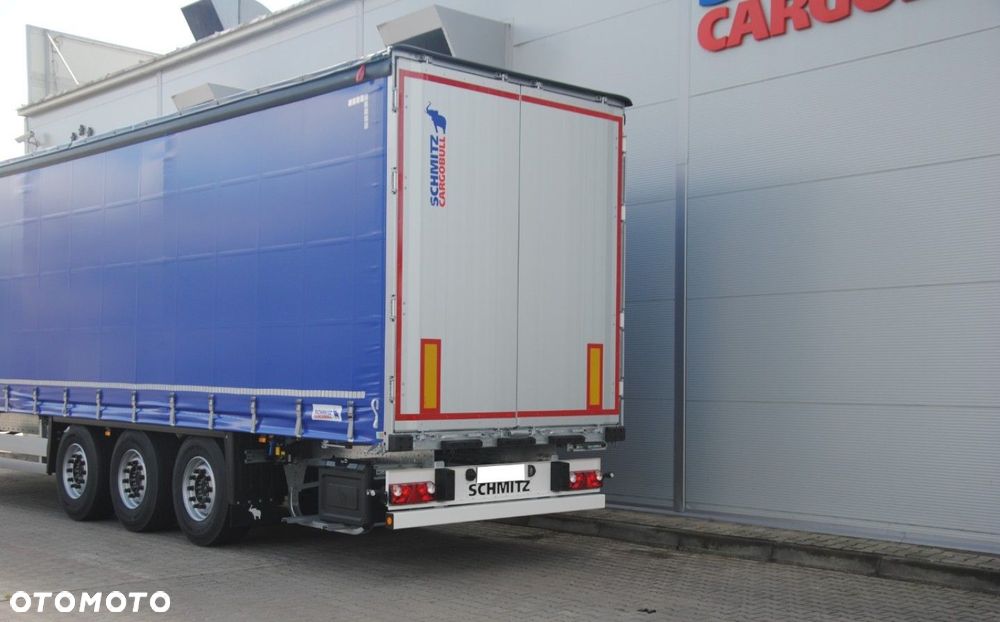 Schmitz Cargobull SCS, Kurtyna - 5
