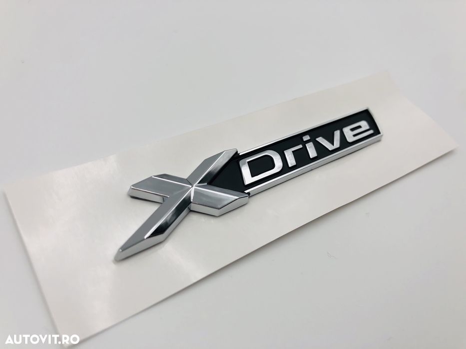 Emblema BMW X-drive model nou - 1