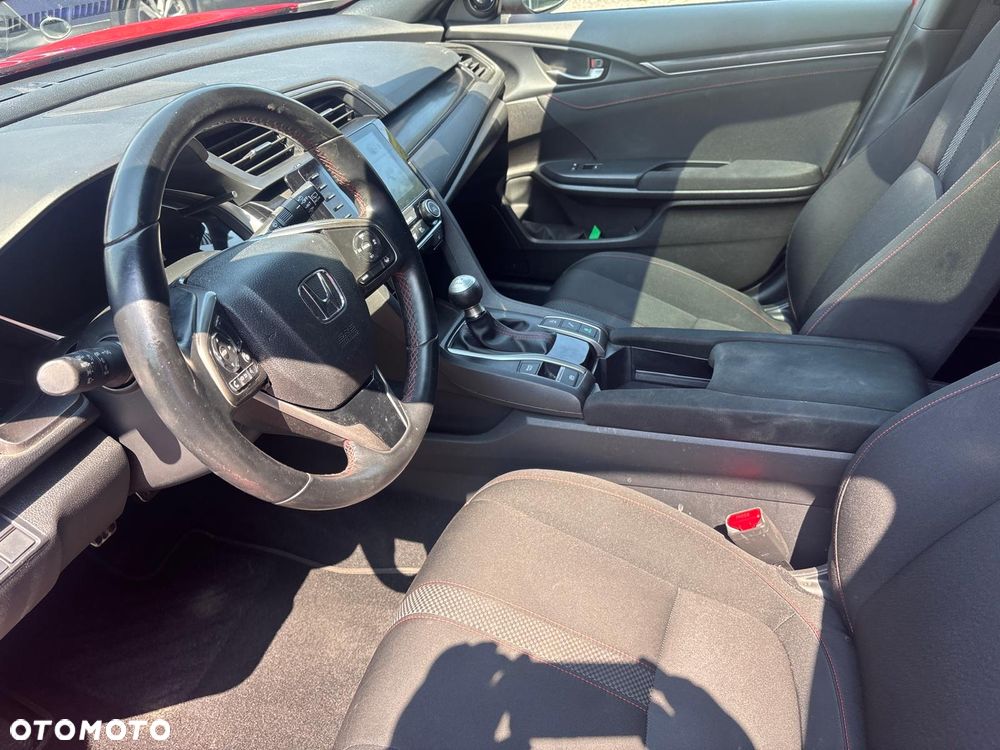 Honda Civic 1.0 i-VTEC Turbo Comfort Sport Line - 9