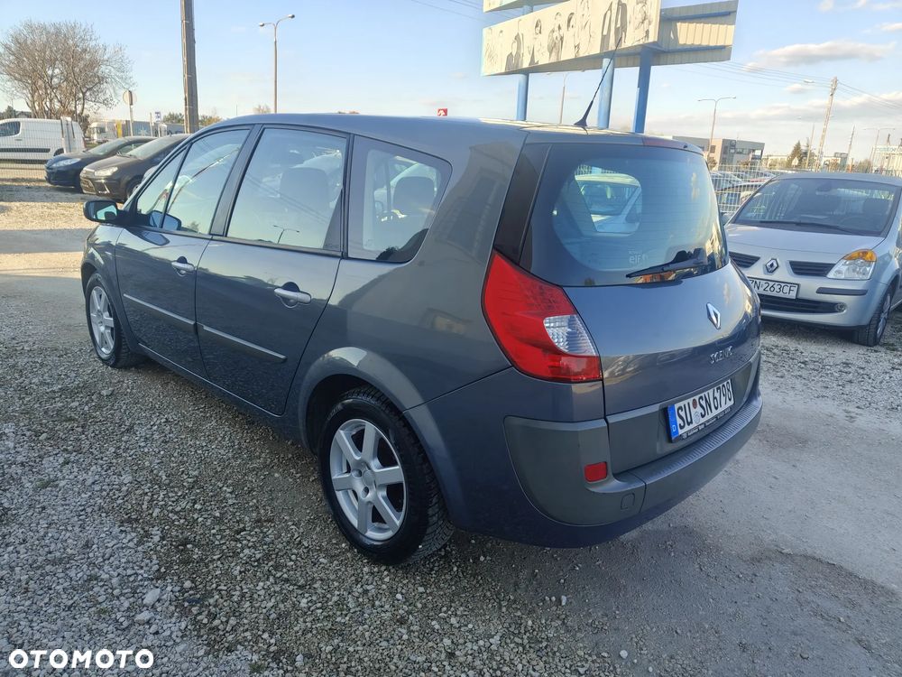 Renault Scenic - 4