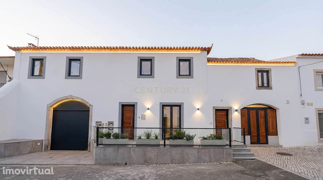 Prédio Habitacional para remodelação - 579m2 - São Pedro da Cadeira - - Grande imagem: 3/50