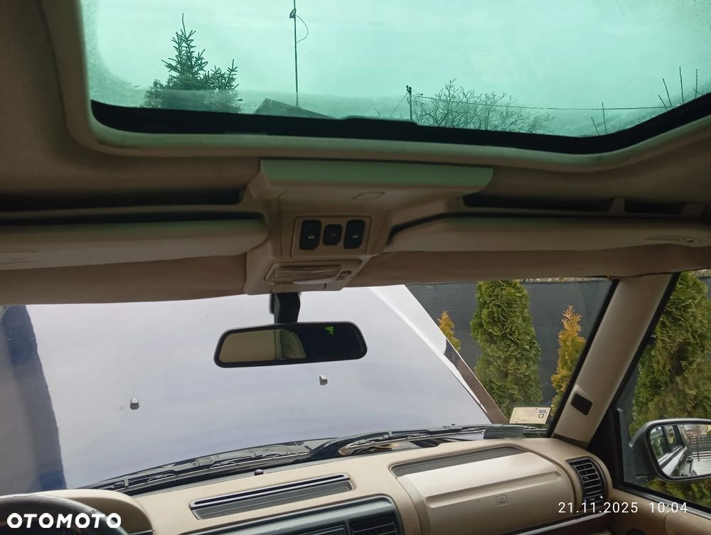 Land Rover Discovery - 32