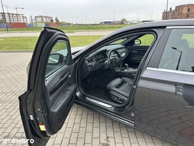 BMW Seria 7 740Li - 5
