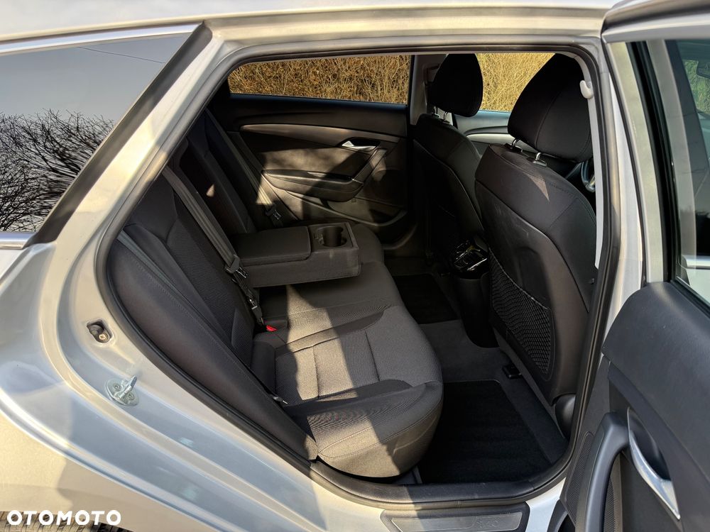 Hyundai i40 1.7 CRDi Business - 38