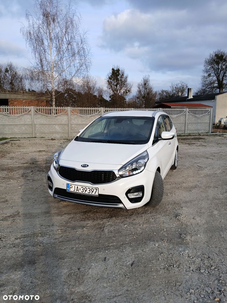 Kia Carens 1.7 CRDi M 7os EU6 - 3