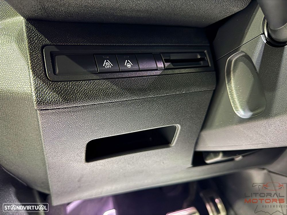 Peugeot 3008 1.2 PureTech GT EAT8 - 18